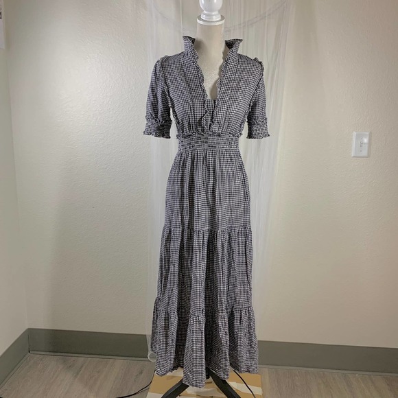 Max Studio Dresses & Skirts - MAX STUDIO maxi dress plaid black white sz S womens